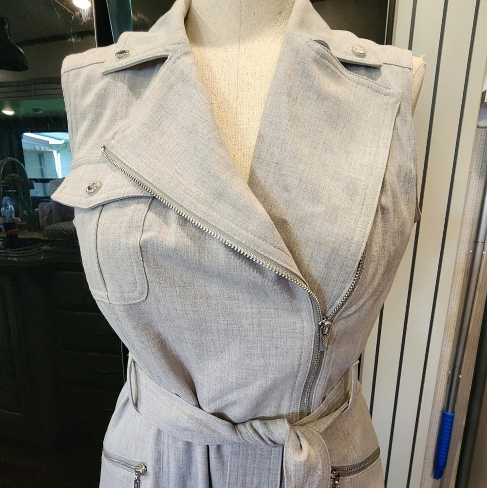 Calvin Klein Stylish Gray Sleeveless Dress - Picture 4 of 9